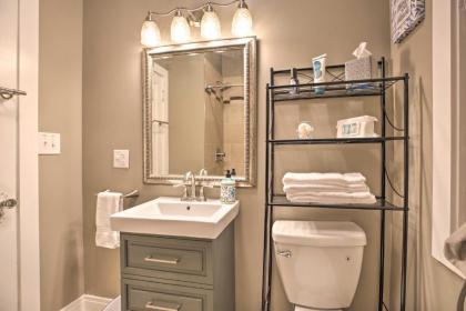 Cozy Chicago Apartment - Kids and Pets Welcome! - image 14