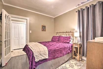 Cozy Chicago Apartment - Kids and Pets Welcome! - image 15