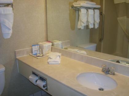 Baymont by Wyndham Casper East - image 9