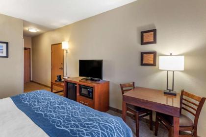 Comfort Inn Evansville-Casper - image 9