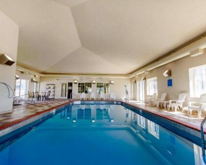 Sleep Inn & Suites Evansville - image 12