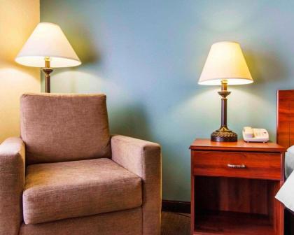 Sleep Inn & Suites Evansville - image 15
