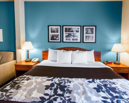 Sleep Inn & Suites Evansville - image 8
