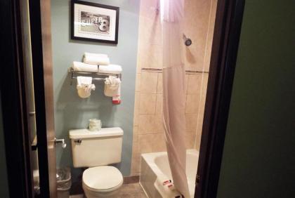 Super 8 by Wyndham Casper East/Evansville - image 3