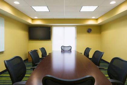Fairfield Inn by Marriott Evansville East - image 11
