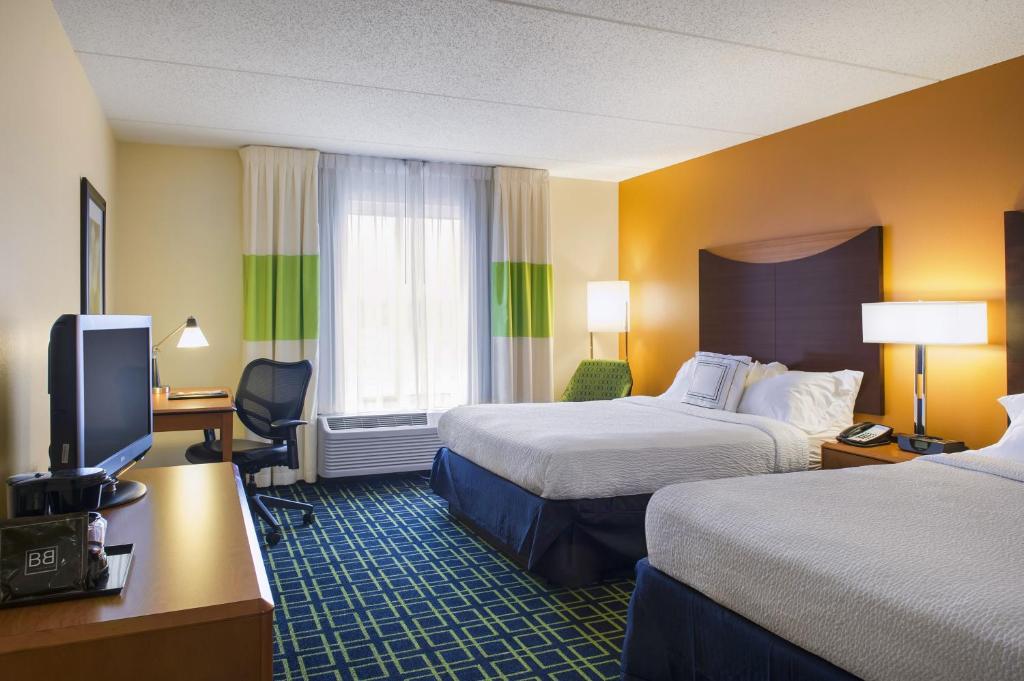 Fairfield Inn by Marriott Evansville East - image 7