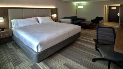 Holiday Inn Express & Suites Evansville North an IHG Hotel - image 10