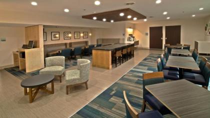 Holiday Inn Express & Suites Evansville North an IHG Hotel - image 9