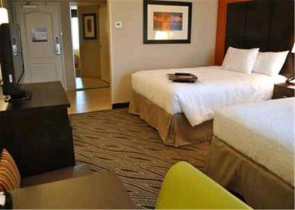 Hampton Inn Evansville Airport - image 3