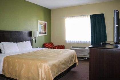 Quality Inn East Evansville - image 14
