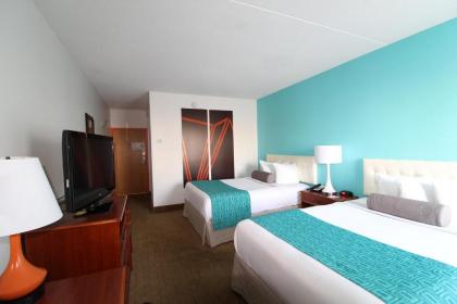 Howard Johnson by Wyndham Evansville East - image 14