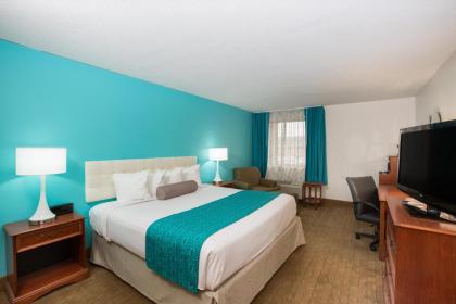 Howard Johnson by Wyndham Evansville East - image 3