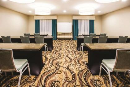 La Quinta by Wyndham Evansville - image 13