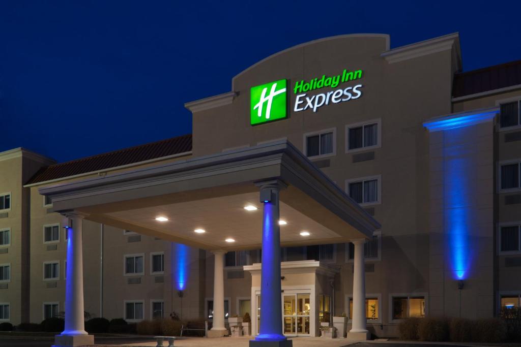 Holiday Inn Express Evansville - West an IHG Hotel - main image