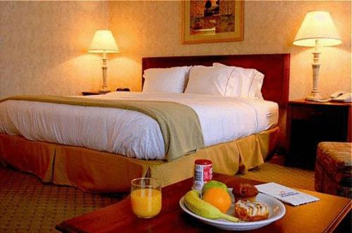 Holiday Inn Express Evansville - West an IHG Hotel - image 3