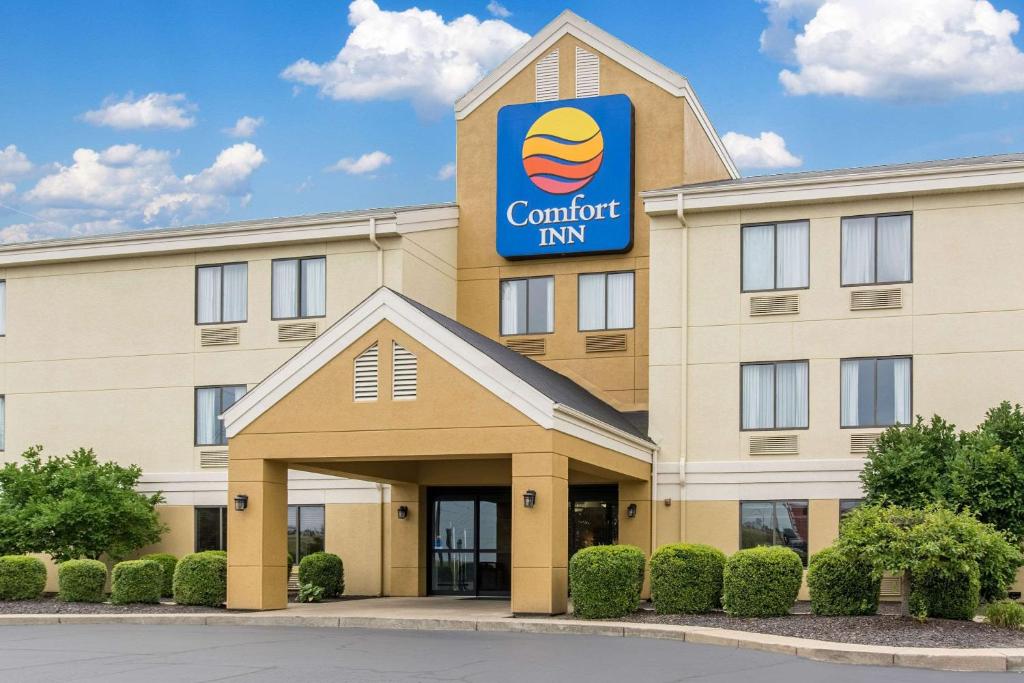 Comfort Inn East Evansville - main image
