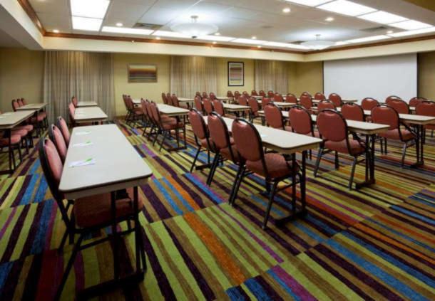 Fairfield Inn by Marriott Evansville West - image 2