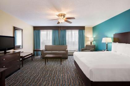 Baymont by Wyndham Evansville East - image 3