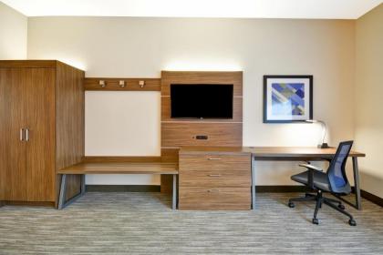 Holiday Inn Express - Evansville an IHG Hotel - image 5