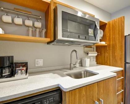 Home2 Suites By Hilton Evansville - image 2