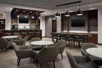 Hyatt Place Evansville/Downtown - image 11