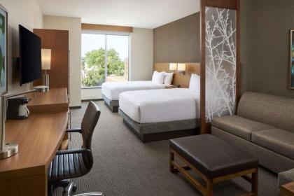 Hyatt Place Evansville/Downtown - image 14