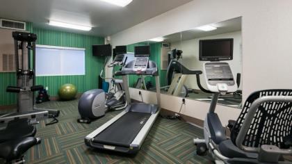 Holiday Inn Express Hotel & Suites Everett an IHG Hotel - image 21