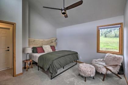 Modern Evergreen Duplex with Mountain Views! - image 12
