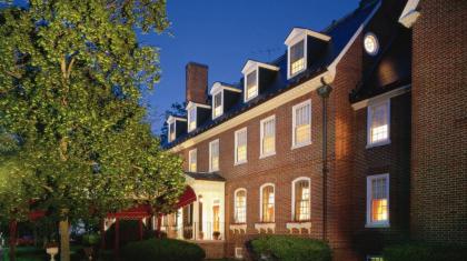 Exeter Inn - image 1