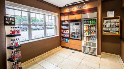 Fairfield Inn and Suites by Marriott Portsmouth Exeter - image 5