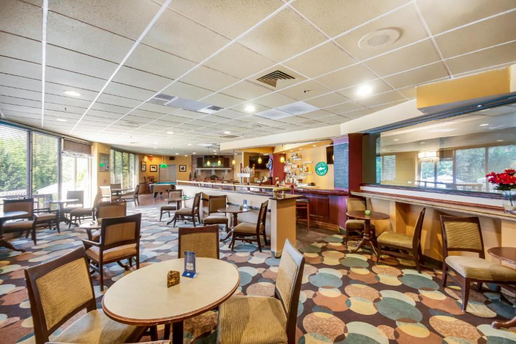 Quality Hotel and Conference Center Exton West Chester - image 6