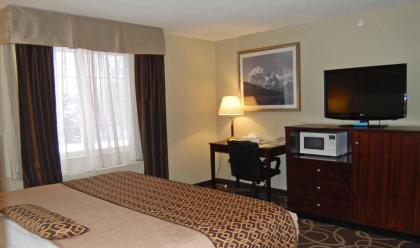 Best Western Plus Pioneer Park Inn - image 12