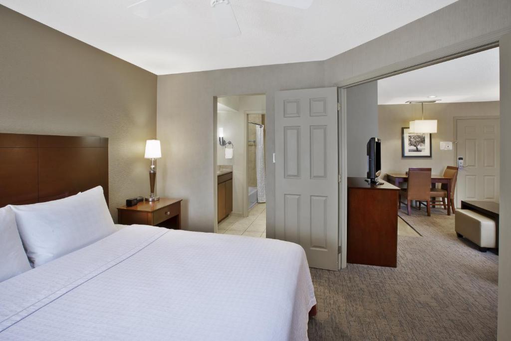Homewood Suites Dayton-Fairborn - image 4