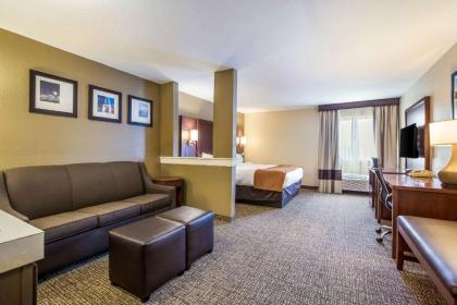 Comfort Inn & Suites Fairborn near Wright Patterson AFB - image 5