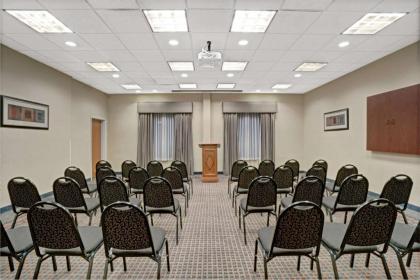Wingate by Wyndham Atlanta Fairburn - image 14