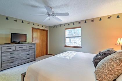 Waterfront Family Home with Deck 5 Miles to Marina! - image 12