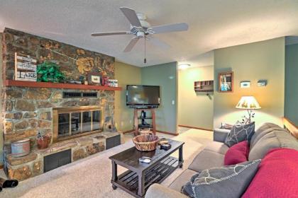 Waterfront Family Home with Deck 5 Miles to Marina! - image 8