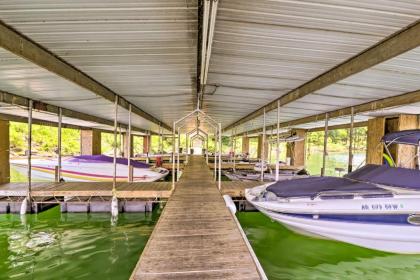 Pet-Friendly Cabin with Designated Boat Slip! - image 2