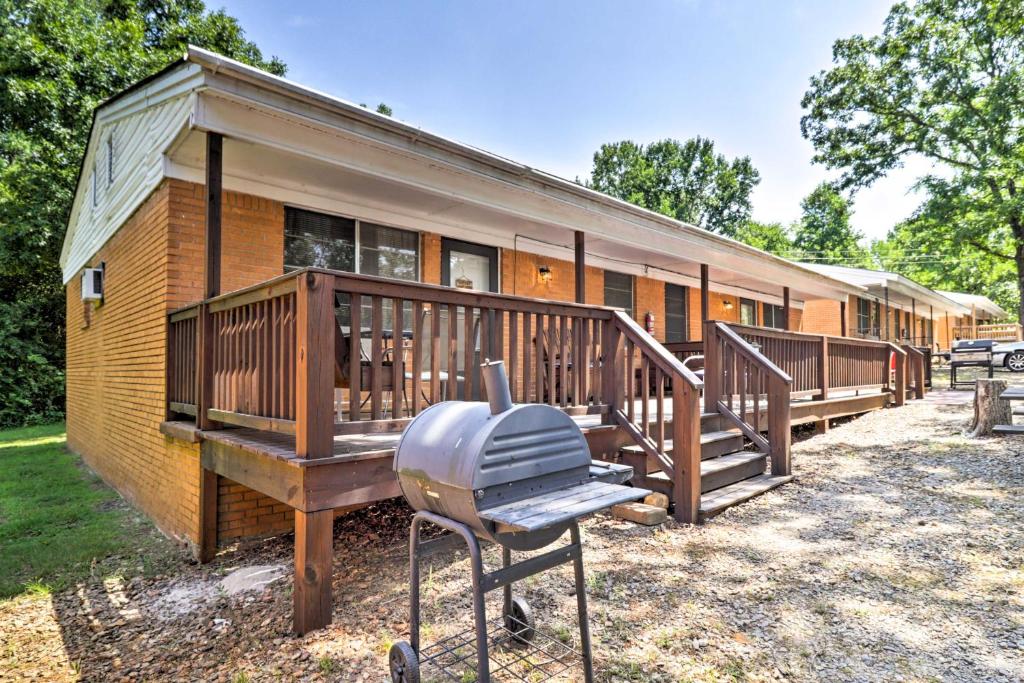 Devils Fork Cabin with Designated Boat Slip Included - image 2