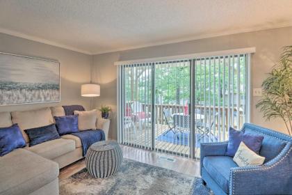 Fairfield Bay Gem with Pool Access 4 Mi to Lake - image 10