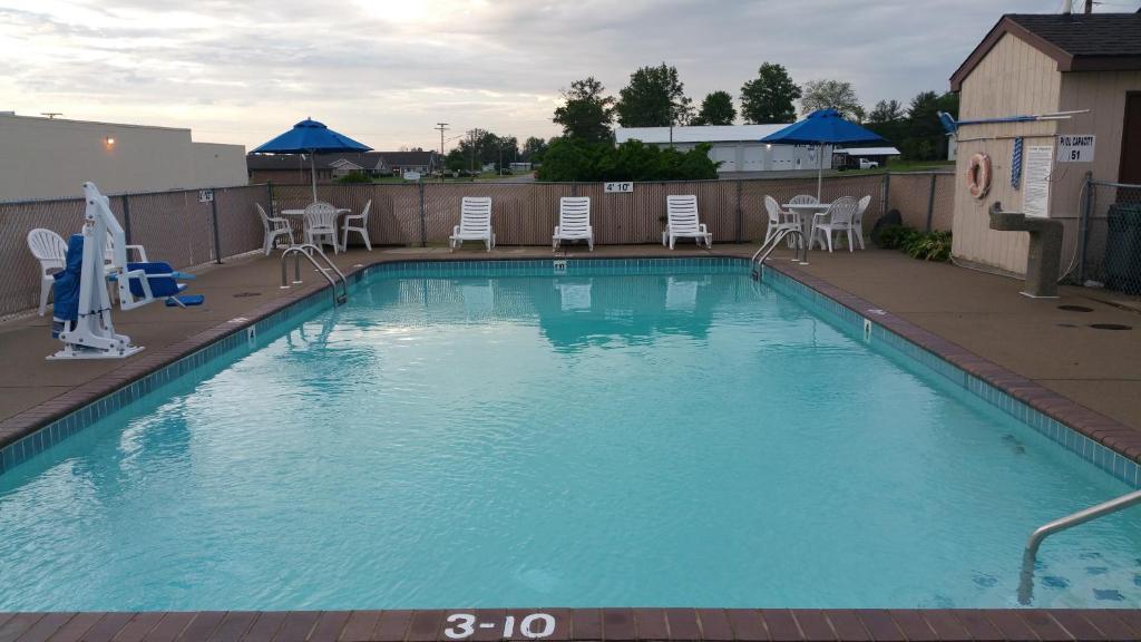 Briarwood Inn - image 6
