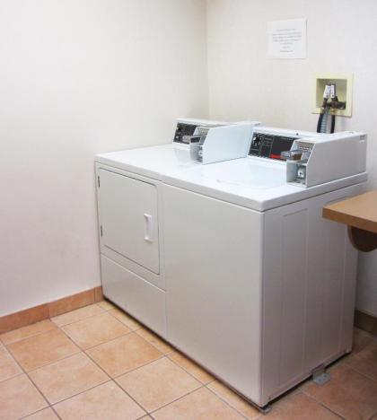 Holiday Inn Express Fairfield an IHG Hotel - image 7