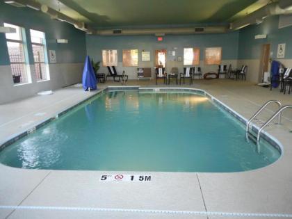 Holiday Inn Express Fairfield an IHG Hotel - image 9