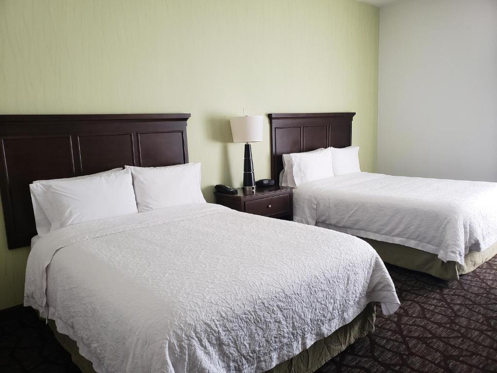 Hampton Inn Cincinnati Northwest Fairfield - image 5