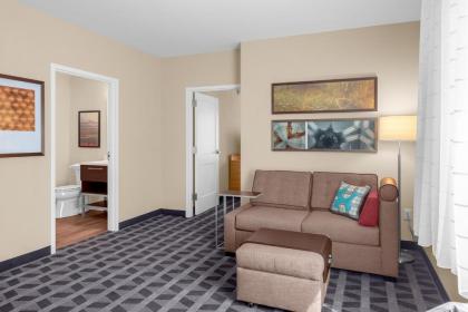 TownePlace Suites Cincinnati Fairfield - image 9