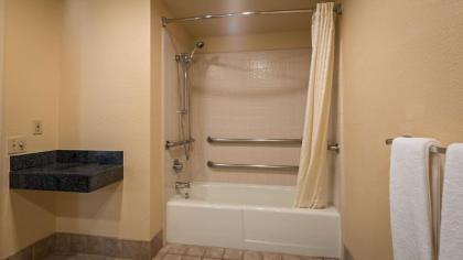 Best Western Cordelia Inn - image 12