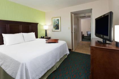 Hampton Inn New Bedford/Fairhaven - image 21