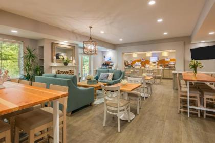 Holiday Inn Express Fairhope - Point Clear an IHG Hotel - image 11