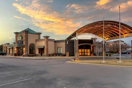 Hotel in Fairmont Minnesota
