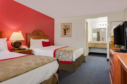 Ramada by Wyndham Cleveland Airport West - image 13